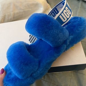 Cute UGG furry sandals!